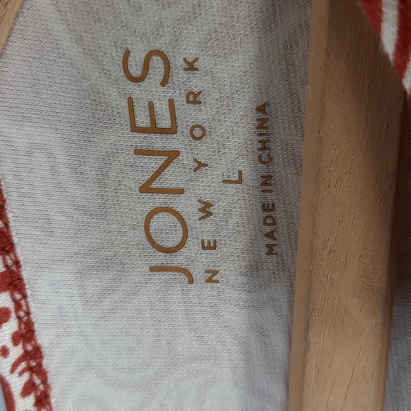 NWT JONES NEW YORK BRICK/JONES WHITE BLOUSE SZ L. - Picture 3 of 10